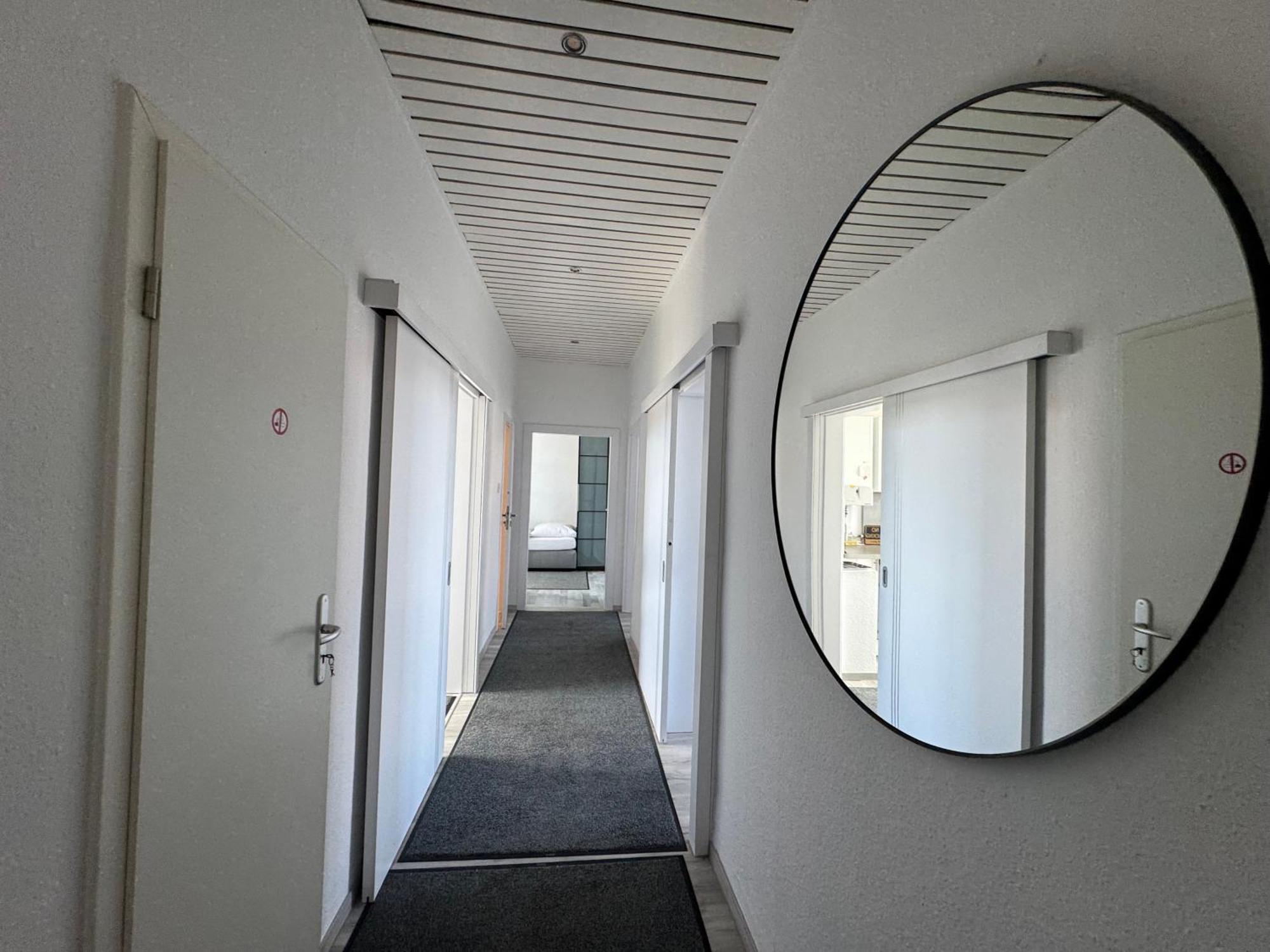 Moderne 4 Zimmer Apartment Mit Bergblick Stadtzentrum Contactless Check-In Gehrden  Ngoại thất bức ảnh