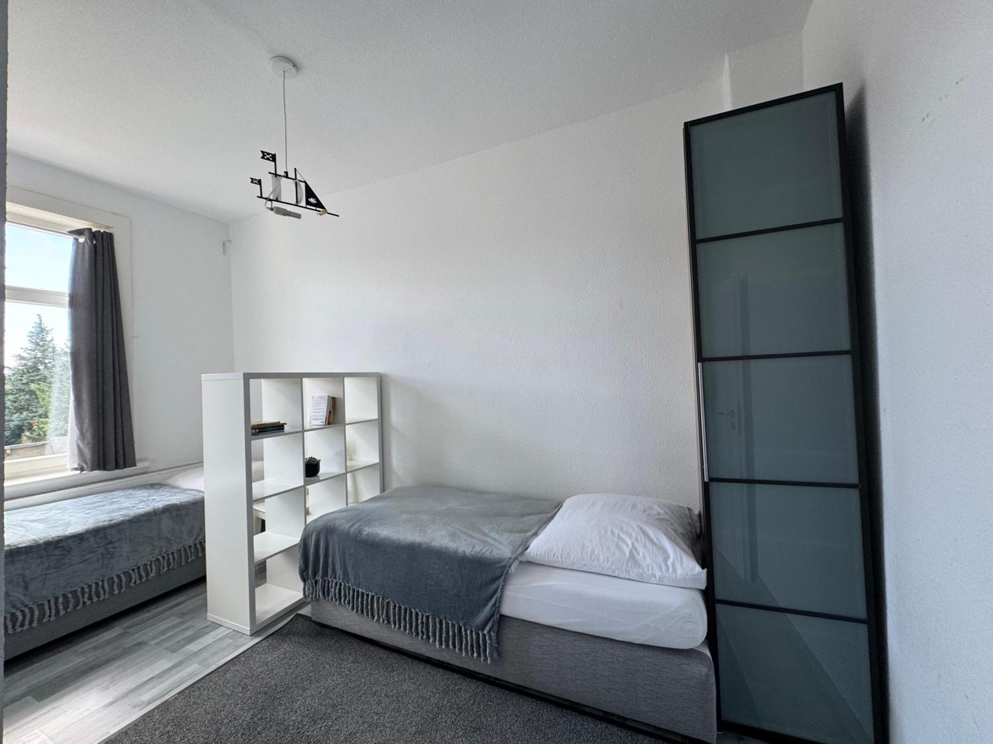 Moderne 4 Zimmer Apartment Mit Bergblick Stadtzentrum Contactless Check-In Gehrden  Ngoại thất bức ảnh