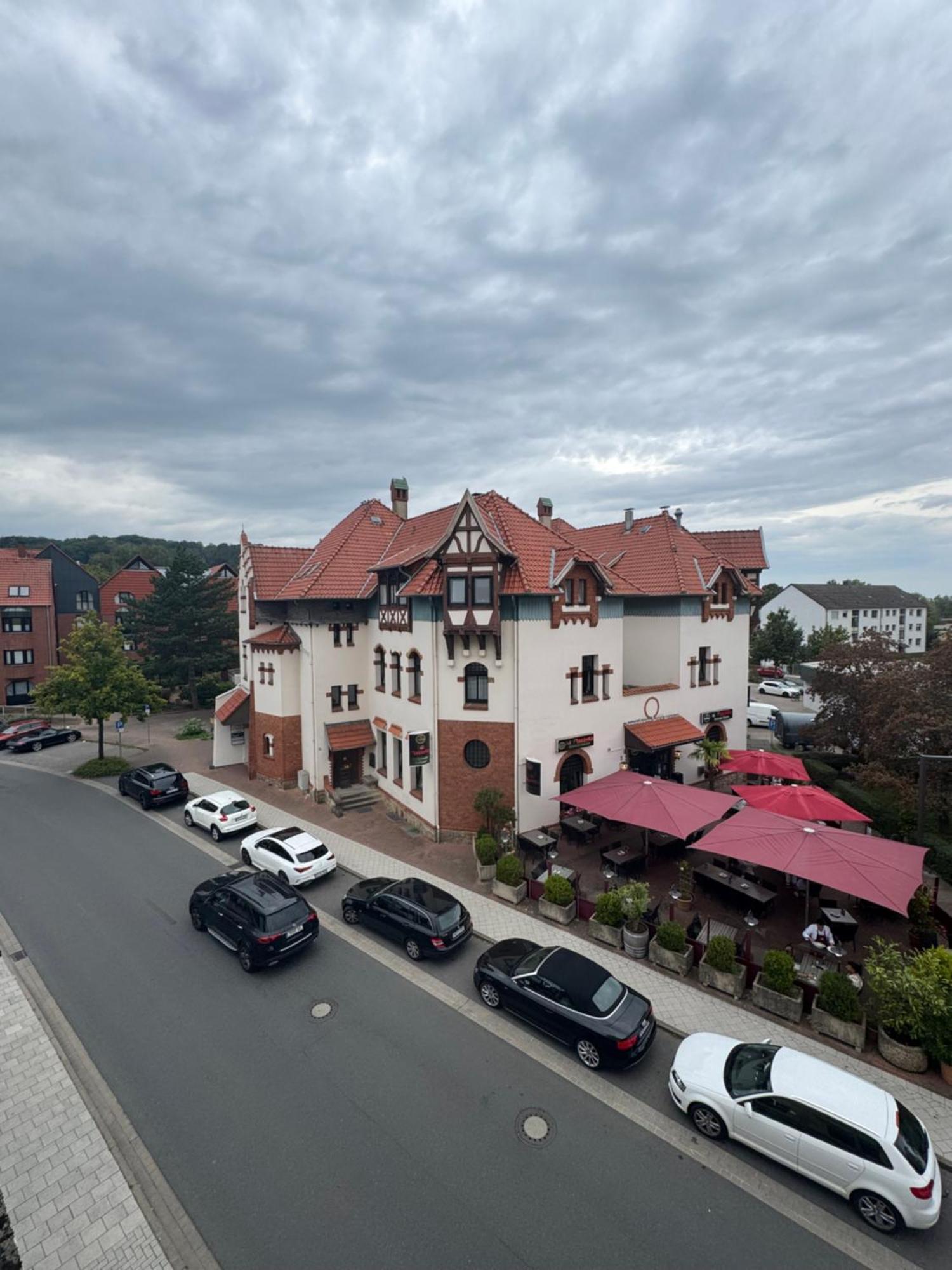 Moderne 4 Zimmer Apartment Mit Bergblick Stadtzentrum Contactless Check-In Gehrden  Ngoại thất bức ảnh