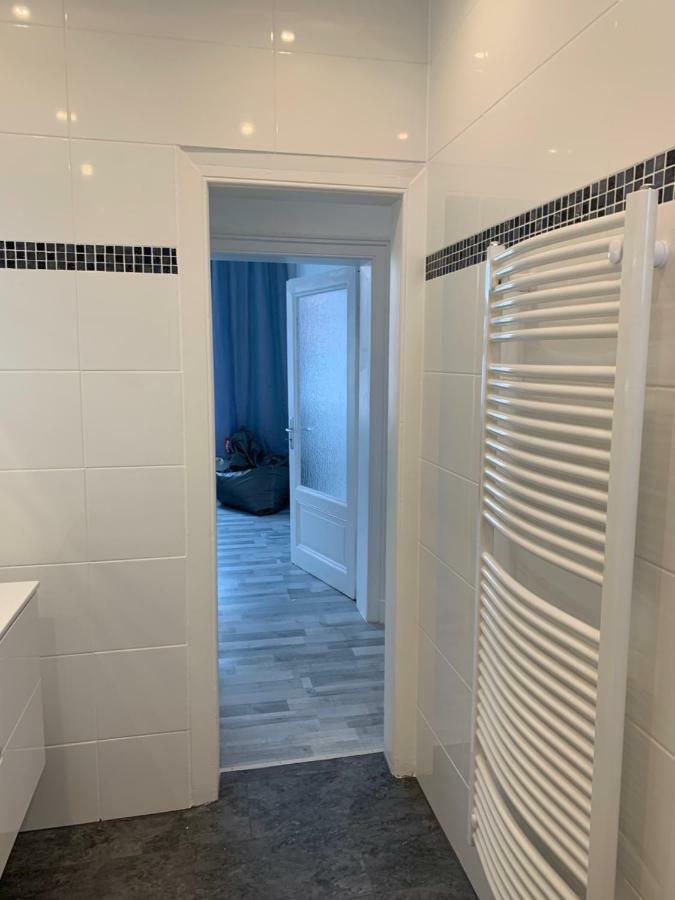 Moderne 4 Zimmer Apartment Mit Bergblick Stadtzentrum Contactless Check-In Gehrden  Ngoại thất bức ảnh